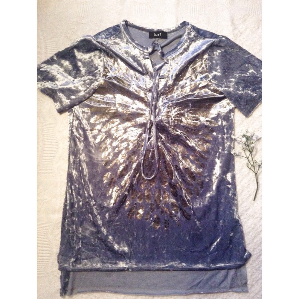 Velvet Lace Front Top w/ Gold Feather Design